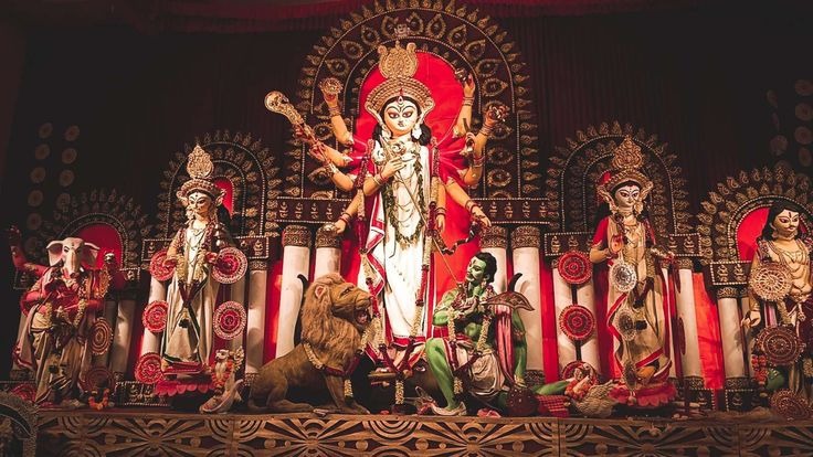 Kanaka Durga Temple: Vijayawada's Sacred Hilltop Landmark